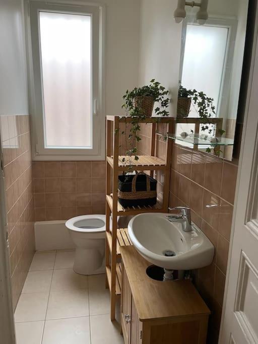 Tiny Paradise - 2 Bedrooms Apartment Montigny-sur-Loing Dış mekan fotoğraf